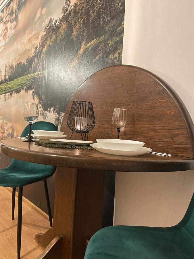 Cm Studio Apartman Segesvár Kültér fotó